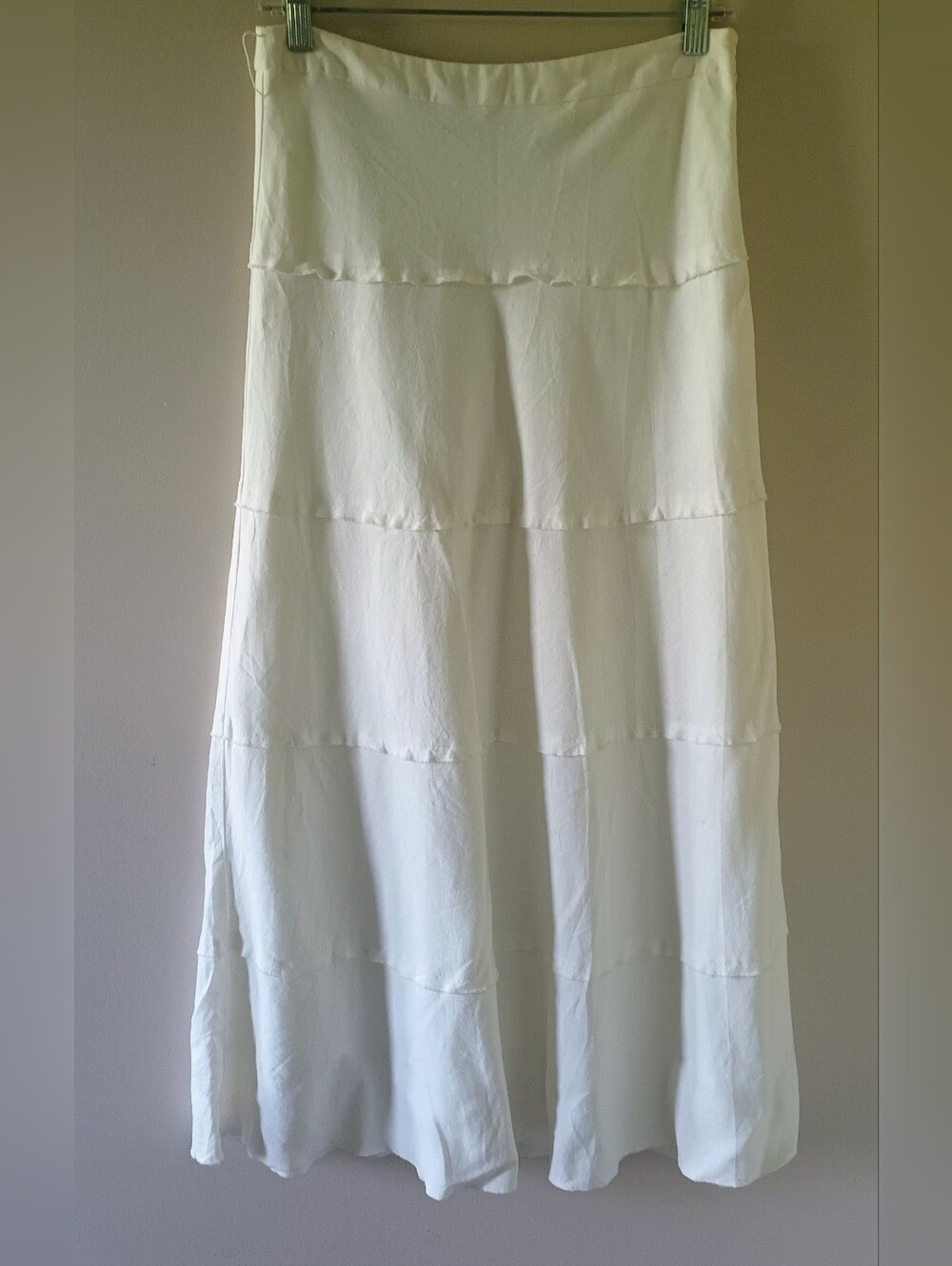 White Linen Blend Tiered Maxi Skirt - Women - Picture 2 of 4